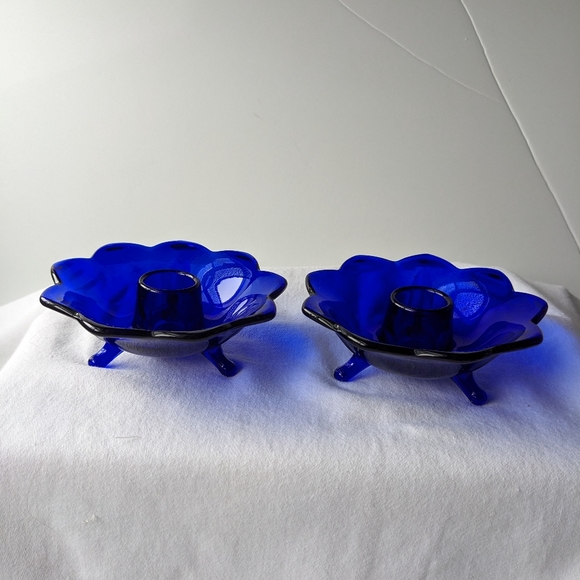 Vintage Fenton Cobalt Blue Glass 6 Petal 3 Footed Candle Holders - 2 - Picture 8 of 12